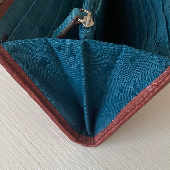 Fossil Brown Leather Wallet Teal Giraffe Detail Bohemian w Fossil Dust Bag - Picture 7 of 15
